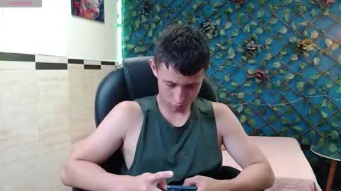 garuo_18 online show from 11/09/25, 03:16