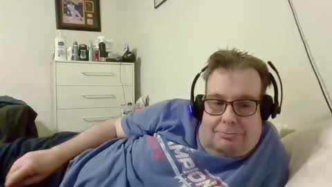 Gary online show from 11/10/25, 01:37