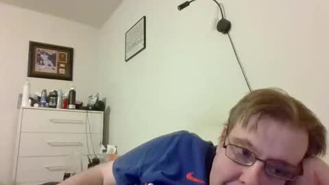 Snapshot of garyg930 chatting on 01/18/26, 03:54 Gary online show from 01/18/26, 03:54