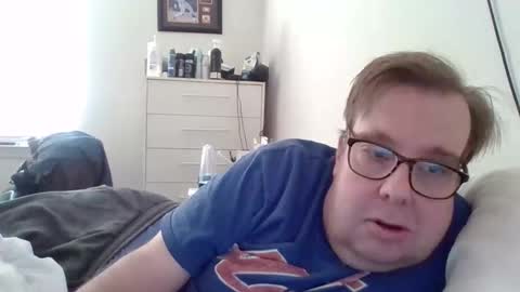 Snapshot of garyg930 chatting on 02/01/26, 08:18 Gary online show from 02/01/26, 08:18