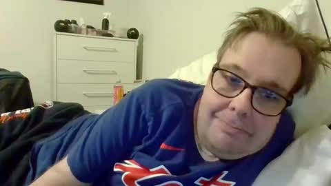 Snapshot of garyg930 chatting on 03/02/26, 12:46 Gary online show from 03/02/26, 12:46