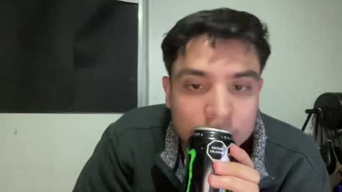 garypinepineapple online show from 06/12/26, 08:35