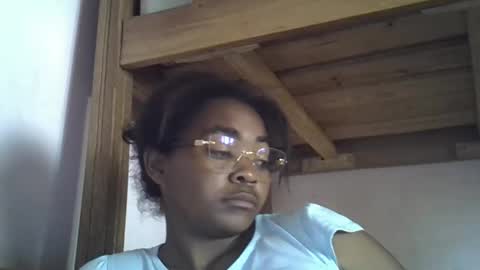 Snapshot of gasielah chatting on 05/01/26, 12:54 gasielah online show from 05/01/26, 12:54