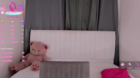 Snapshot of gatitavenecis1 chatting on 01/07/26, 11:51 Vnecis Marn online show from 01/07/26, 11:51