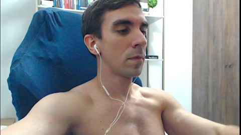 gatosarado23 online show from 01/09/25, 03:47