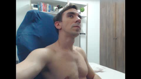 gatosarado23 online show from 01/19/25, 07:36