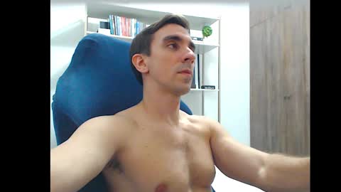 gatosarado23 online show from 09/10/25, 01:38