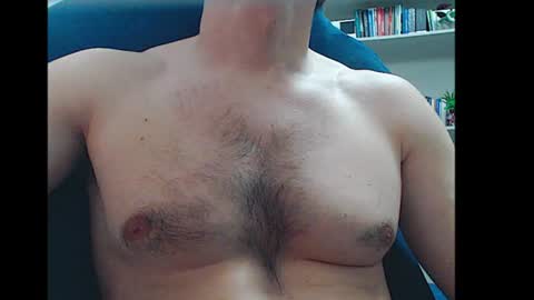 Snapshot of gatosarado23 chatting on 07/19/26, 02:48 gatosarado23 online show from 07/19/26, 02:48