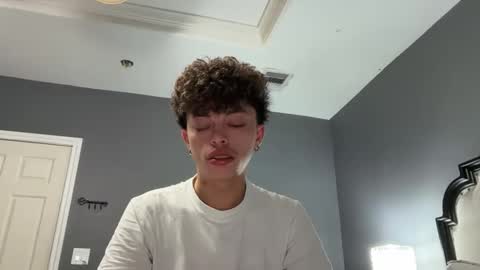 Snapshot of gayboyhtx chatting on 01/11/26, 11:04 Jose online show from 01/11/26, 11:04