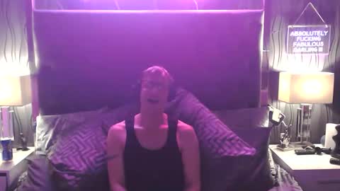 gaylad81 online show from 05/02/26, 06:46