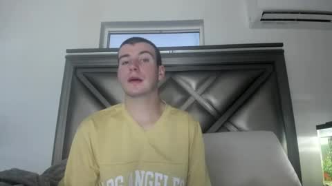 Snapshot of gayndepressed chatting on 11/02/25, 11:51 Trace online show from 11/02/25, 11:51