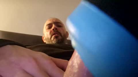 Snapshot of gazg1984 chatting on 02/18/26, 11:55 gazg1984 online show from 02/18/26, 11:55