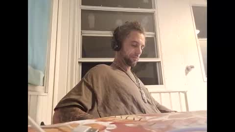 Snapshot of gboat55 chatting on 10/26/25, 02:50 gboat55 online show from 10/26/25, 02:50