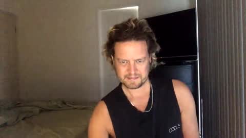 Snapshot of gcsurfer81 chatting on 12/19/24, 07:29 gcsurfer81 online show from 12/19/24, 07:29