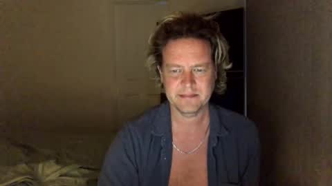 Snapshot of gcsurfer81 chatting on 12/31/24, 08:37 gcsurfer81 online show from 12/31/24, 08:37