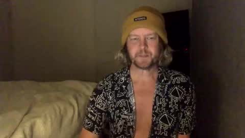 Snapshot of gcsurfer81 chatting on 09/09/25, 09:42 gcsurfer81 online show from 09/09/25, 09:42