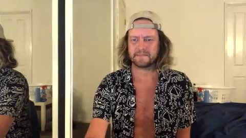 Snapshot of gcsurfer81 chatting on 01/07/26, 09:34 gcsurfer81 online show from 01/07/26, 09:34