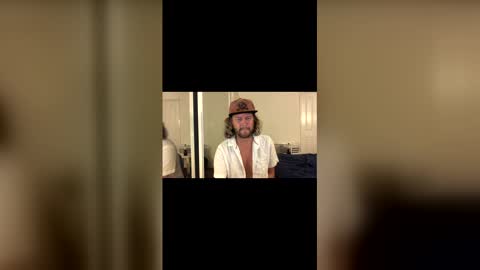 Snapshot of gcsurfer81 chatting on 01/17/26, 09:58 gcsurfer81 online show from 01/17/26, 09:58