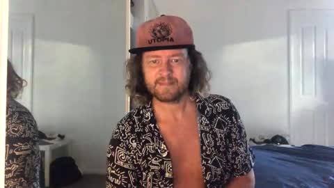 Snapshot of gcsurfer81 chatting on 03/02/26, 07:15 gcsurfer81 online show from 03/02/26, 07:15