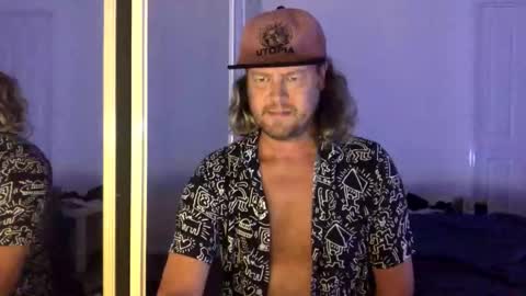 Snapshot of gcsurfer81 chatting on 03/13/26, 08:10 gcsurfer81 online show from 03/13/26, 08:10