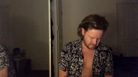 gcsurfer81 online show from 05/06/26, 08:19