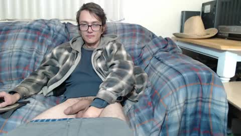 Snapshot of gdanch chatting on 01/09/25, 10:20 G online show from 01/09/25, 10:20