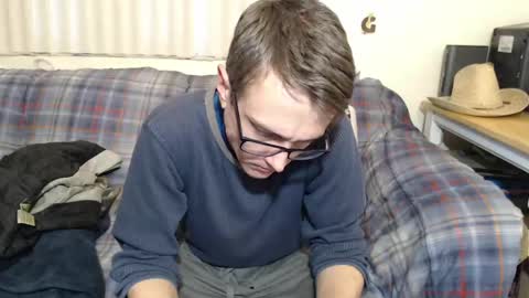 Snapshot of gdanch chatting on 01/12/25, 03:25 G online show from 01/12/25, 03:25