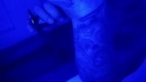 Snapshot of geekedoutlabs chatting on 11/18/25, 01:11 Zanecubano online show from 11/18/25, 01:11