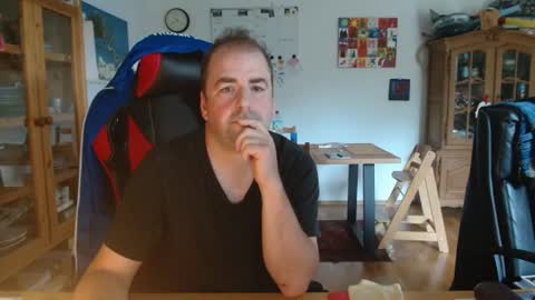 naturalchest83 online show from 07/08/26, 08:41