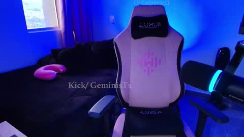 geminis11 online show from 10/24/25, 08:38