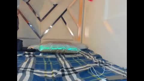 Geminis online show from 03/06/26, 02:30