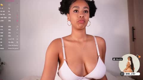 Snapshot of gemmacarter_ chatting on 09/12/25, 05:35 online show from 09/12/25, 05:35
