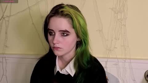 Ilona online show from 10/07/25, 06:27