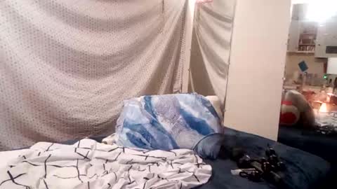 Snapshot of genderpalooza chatting on 01/02/25, 12:35 Lenzy LaCanada online show from 01/02/25, 12:35