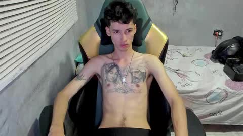 Snapshot of gendo_05 chatting on 12/21/25, 11:56 GENDO online show from 12/21/25, 11:56