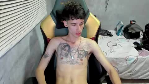 Snapshot of gendo_05 chatting on 12/23/25, 01:03 GENDO online show from 12/23/25, 01:03