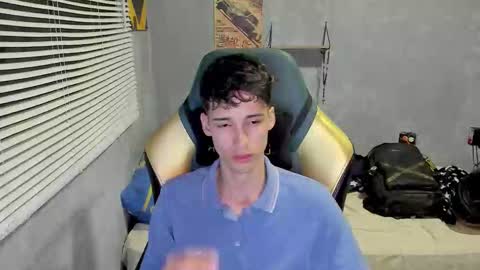 Snapshot of gendo_05 chatting on 01/06/26, 01:20 GENDO online show from 01/06/26, 01:20