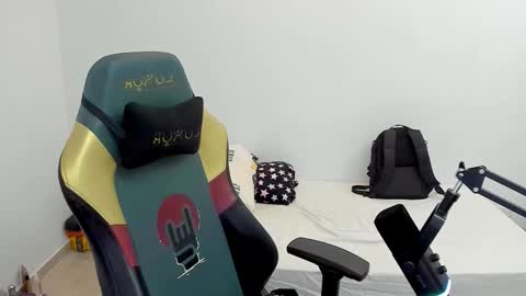 Snapshot of gendo_05 chatting on 03/03/26, 11:21 GENDO online show from 03/03/26, 11:21