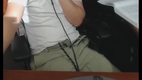 Snapshot of genefun chatting on 03/02/25, 10:05 genefun online show from 03/02/25, 10:05