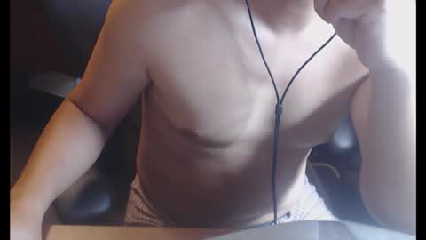 Snapshot of genefun chatting on 10/19/25, 12:11 genefun online show from 10/19/25, 12:11