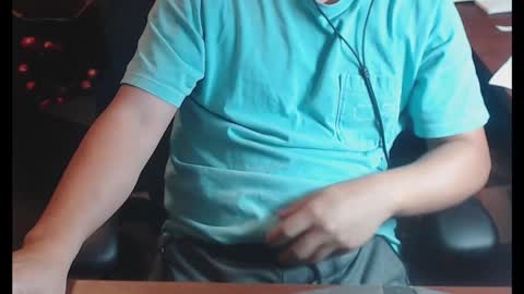 Snapshot of genefun chatting on 11/28/25, 11:29 genefun online show from 11/28/25, 11:29