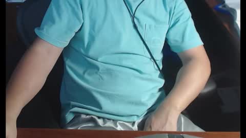 Snapshot of genefun chatting on 02/07/26, 11:19 genefun online show from 02/07/26, 11:19