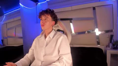 Snapshot of genesis_js chatting on 11/27/25, 02:46 genesis_js online show from 11/27/25, 02:46