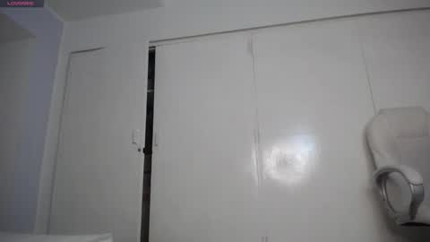 Snapshot of genesis_moretz chatting on 12/05/24, 09:28 GENESIS online show from 12/05/24, 09:28