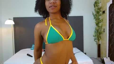 Snapshot of genesis_moretz chatting on 03/25/26, 05:46 GENESIS online show from 03/25/26, 05:46