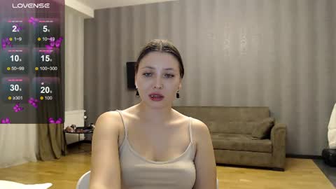 Snapshot of genev__ievee chatting on 06/30/26, 04:52 genev__ievee online show from 06/30/26, 04:52