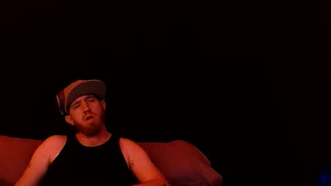 Snapshot of genitalwars chatting on 01/11/26, 02:05 genitalwars online show from 01/11/26, 02:05