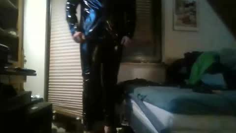 Snapshot of genius1606 chatting on 12/14/25, 02:06 genius1606 online show from 12/14/25, 02:06