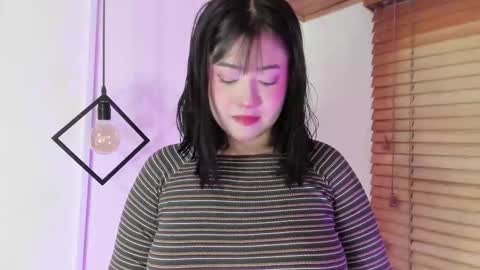 Sofia online show from 11/24/25, 02:55