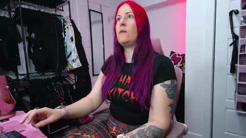 Genny Rock   and  online show from 04/25/26, 01:41